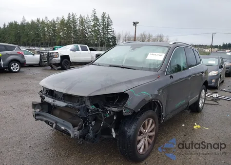 2012 Volkswagen Touareg Vr6 Sport z USA, uszkodzony, nr VIN WVGEF9BP2CD010847